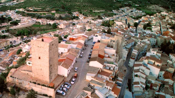 Burgen 'de la Villa' und 'de la Peña' (Martos)