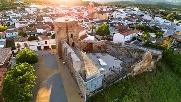 Castillo de Villardompardo