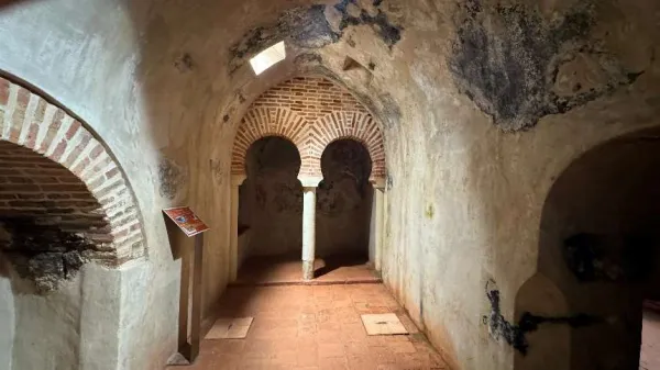 23. Baños árabes