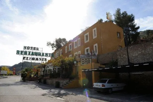 El Oasis Hotel & Restaurant