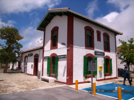 Bahnhof von Huesa