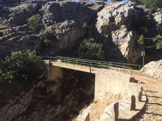 Cerrada la Herradura y Cañada del Mesto