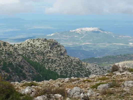 ÉTAPE 09: Refuge de Màjàuserbàu - Refuge Màison forestière de Là Zàrzà