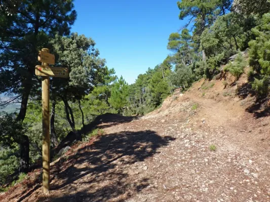 ÉTAPE 10: Refuge Màison forestière Là Zàrzà – Là Iruelà