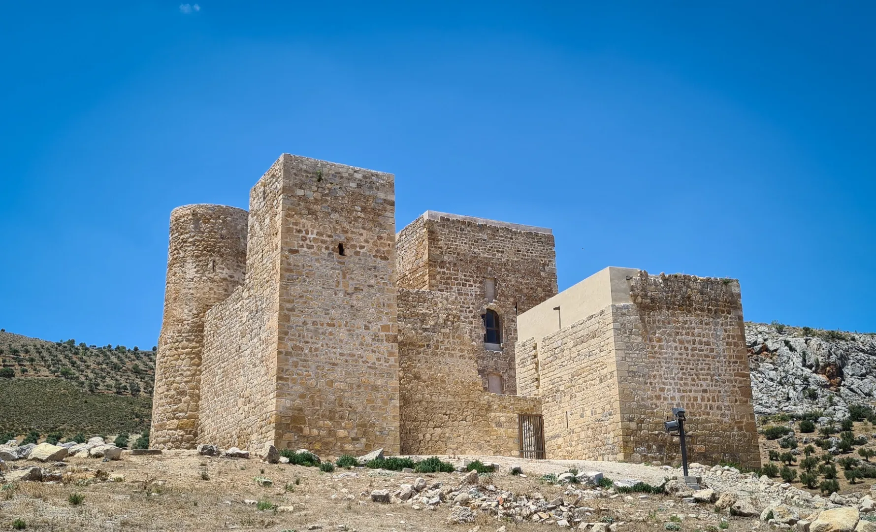 Castillo La Guardia