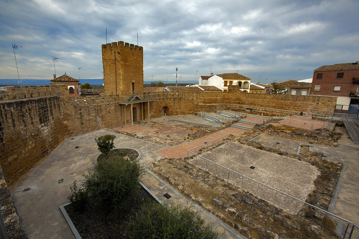 Castillo del Trovador Macías