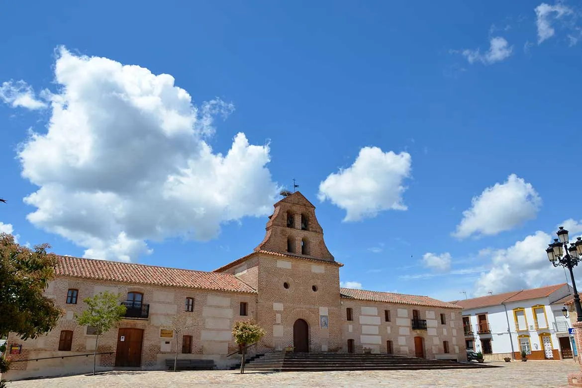Aldeaquemada%20-%20Iglesia%20%281%29.jpg