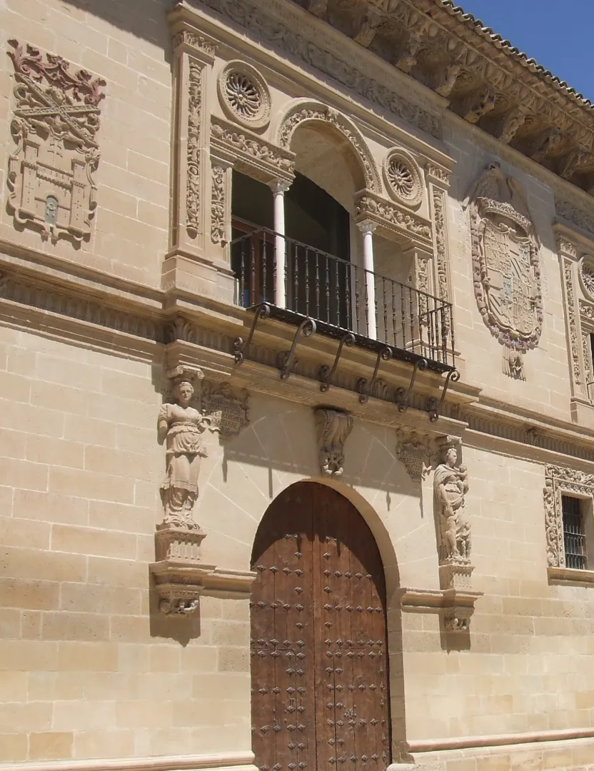 Ayuntamiento_de_Baeza..jpeg