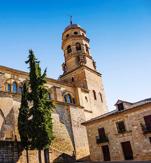 Baeza%20Catedral%202%20ret.jpg