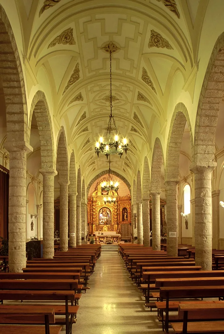 santuario-de-la-fuensanta-interior-vva-del-arzobispo-jae-jpg