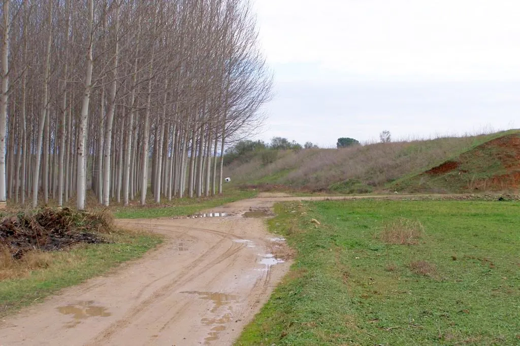 Sendero%20la%20Ropera.jpg