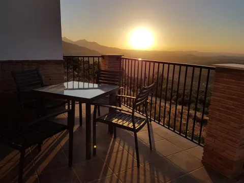 terraza-al-atardecer-1024x768-jpg