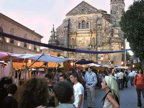 FIESTA%20RENACIMIENTO.jpg