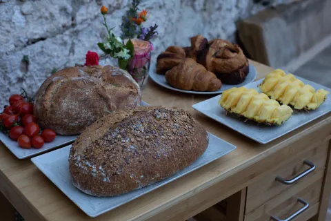 desayuno_poetamanrique1-jpg