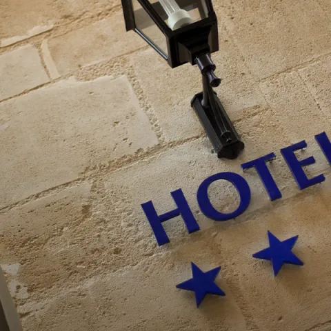 hotel_122.jpg