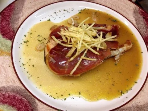 salmon-al-estilo-meson.jpg