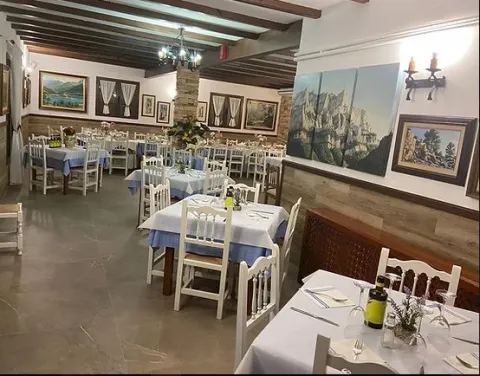 Restaurante%20Mirasierra.png