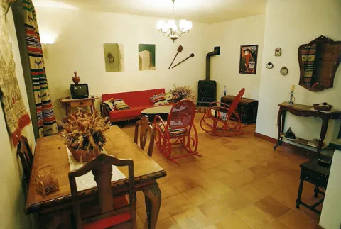 CR57A.jpg
