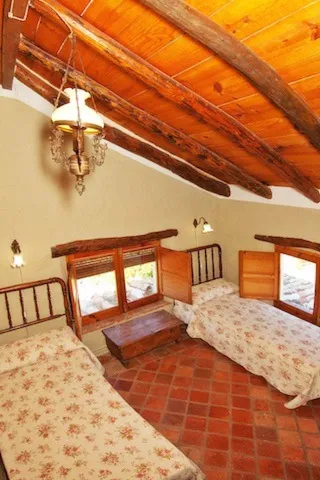 Casa%20Rural%20Collado%20del%20Pocico.jpg
