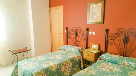 Hostal_Restaurante_El_Paso_2.jpg