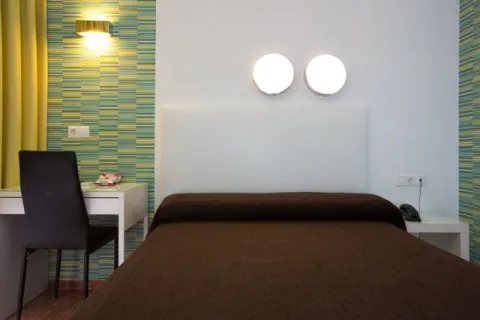 Hostal_Restaurante_Estaci%C3%B3n_2.jpg
