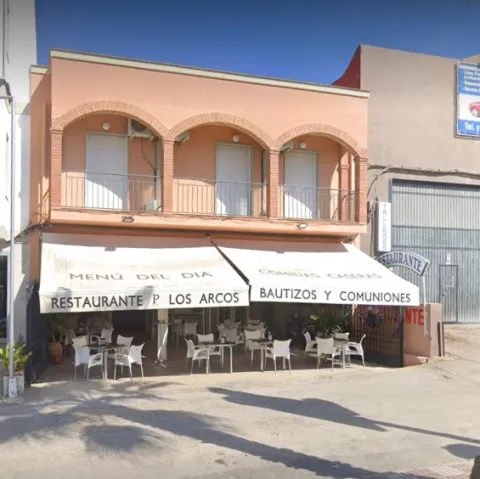Hostal_Los_Arcos_1.jpg