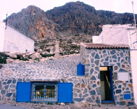 CASA%20MIRASIERRA.jpg