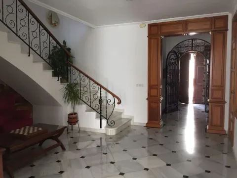 LA%20CASA%20DEL%20AG%C3%9CISTA.jpg