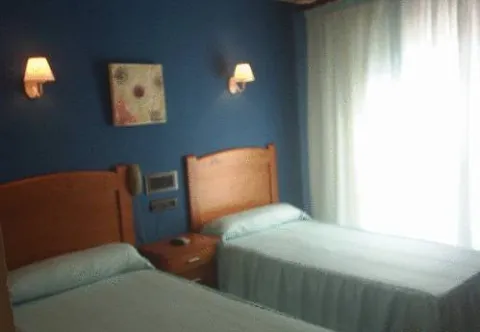 VIVIENDA%20TURISTICA%20DE%20ALOJAMIENTO%20RURAL%20PLAZA.jpg