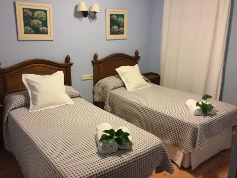 2%20%284%29.jpg