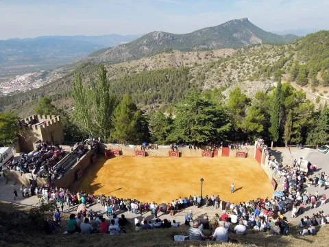plaza-de-toros-Segura-de-la-Sierra.jpg
