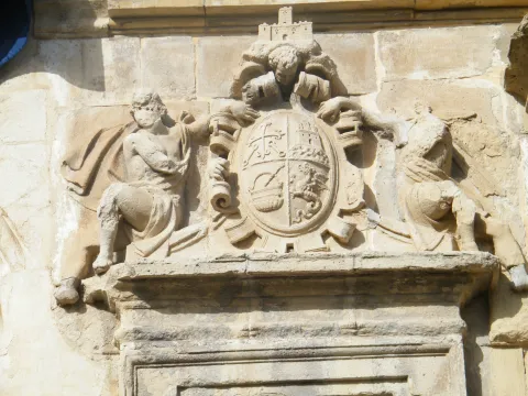 Martos-Escudo-C%C3%A1rcel.jpg