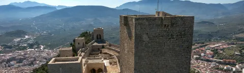 Castillos_Cacbecera_jaen.jpg