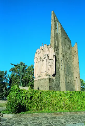 Mon073.jpg