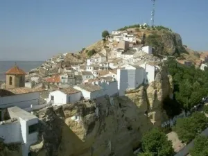 Casco%20urbano%20Chiclana%20de%20Segura%202.jpg