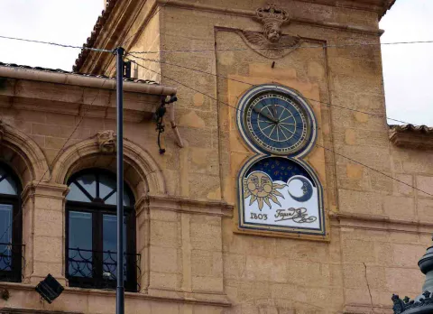 reloj-tapia.jpg