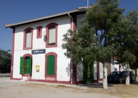 Estaci%C3%B3n%20de%20Huesa.jpg