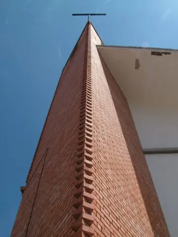 Monumentos5IglesiadelaEncarnacixnTorre.jpg
