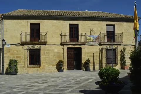 Ayuntamiento%20Rus.jpg