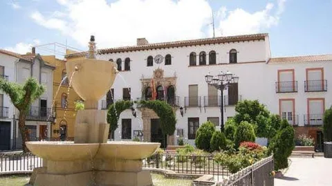 pegalajar-ayuntamiento-1--644x362.jpg