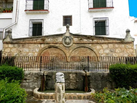 fuente%20los%20chorros.JPG
