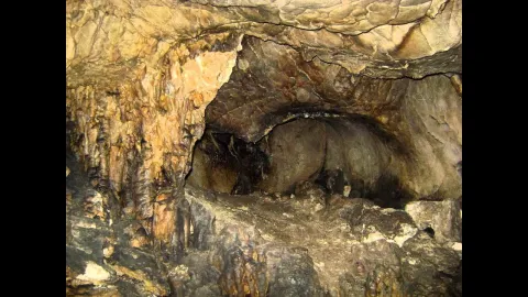 cueva%20morron.jpg