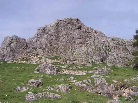 Castillo%20de%20Yedra.jpg