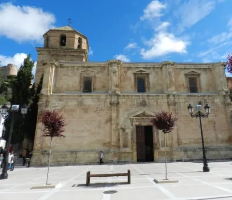 igleisa-huelma.jpg