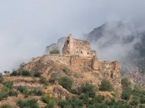 Castillo-de-Belmez-de-la-Moraleda_01.jpg
