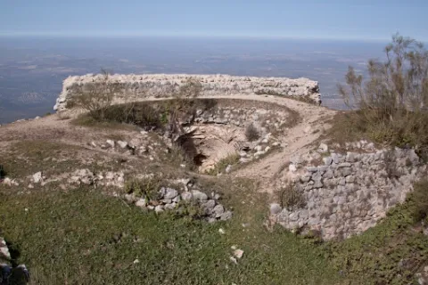 castillo-martos.jpg