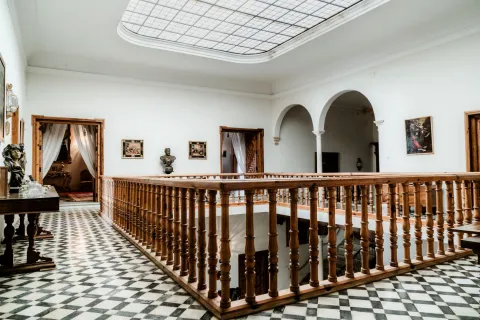 palacio%20vela%20de%20los%20cobos%201-resize%20%281%29.jpg
