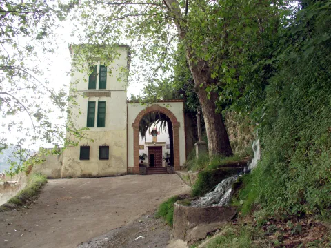 Ermita-Chircales-2.jpg