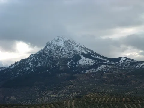 Sierra%20Ahillos%20nevada.jpg