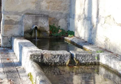 Fuente%20del%20Convento%20de%20C%C3%A1rcheles.jpg
